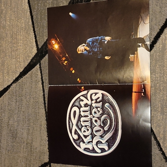 1980 Kenny Rogers tour program book Price Firm - Picture 5 of 14